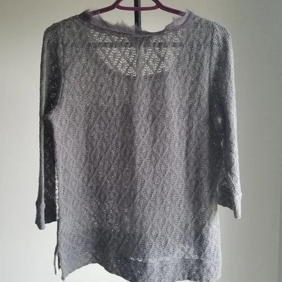 Anthropologie Meadow Rue open knit sweater top in grey with white floral lace - Picture 2 of 12